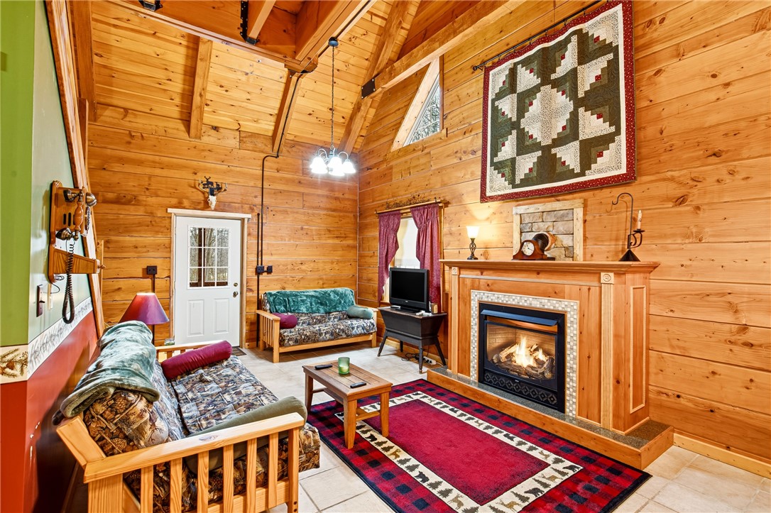 Other, Pennsylvania 15545, United States, 2 Bedrooms Bedrooms, ,3 BathroomsBathrooms,Residential,Active,253958