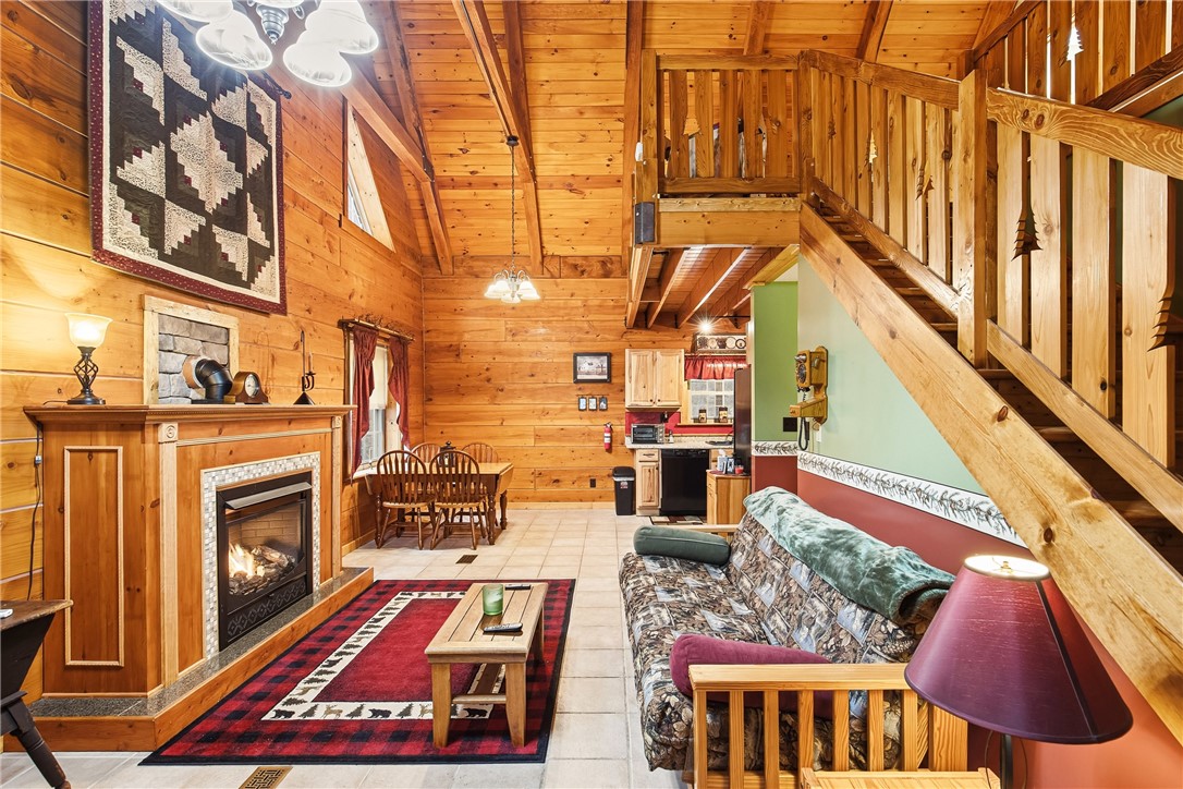 Other, Pennsylvania 15545, United States, 2 Bedrooms Bedrooms, ,3 BathroomsBathrooms,Residential,Active,253958