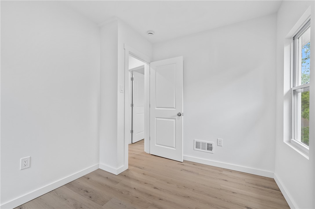 36 W Bellecrest Ave, Brentwood, Pennsylvania image 24