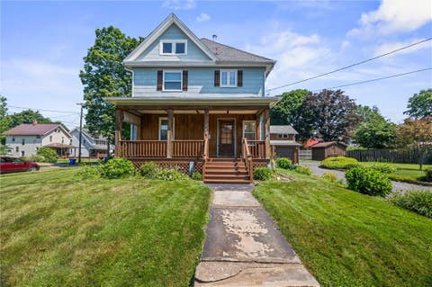 Photo for 122 Plum St