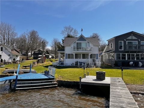 35973 Mable St Canadohta Lake PA 16438