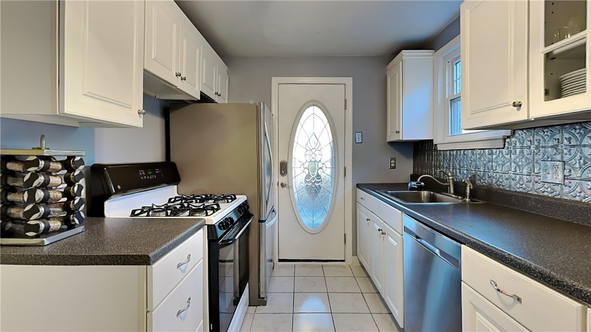 McCandless, Pennsylvania 15237, United States, 3 Bedrooms Bedrooms, ,1 BathroomBathrooms,Residential,Active,236652