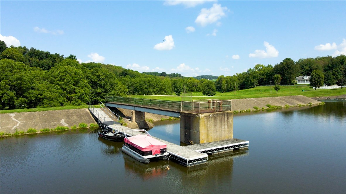 McDonald, Pennsylvania 15057, United States, 3 Bedrooms Bedrooms, ,2 BathroomsBathrooms,Residential,Active,252232