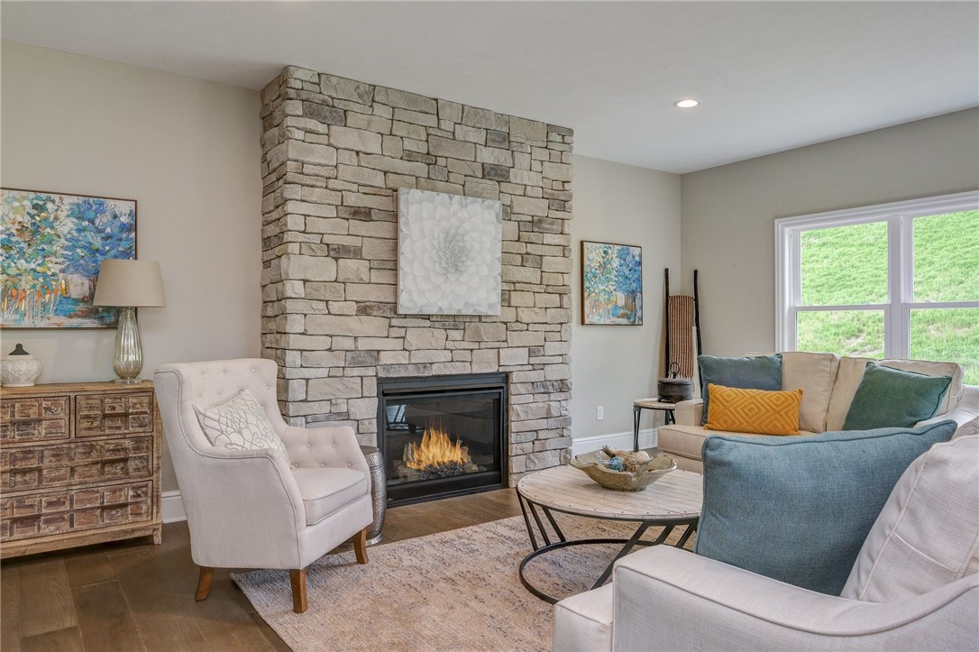 McDonald, Pennsylvania 15057, United States, 3 Bedrooms Bedrooms, ,2 BathroomsBathrooms,Residential,Active,252232