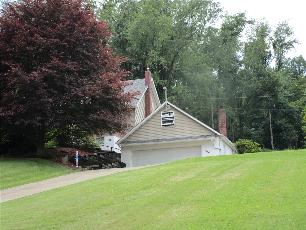 1162 Lindencross Ave