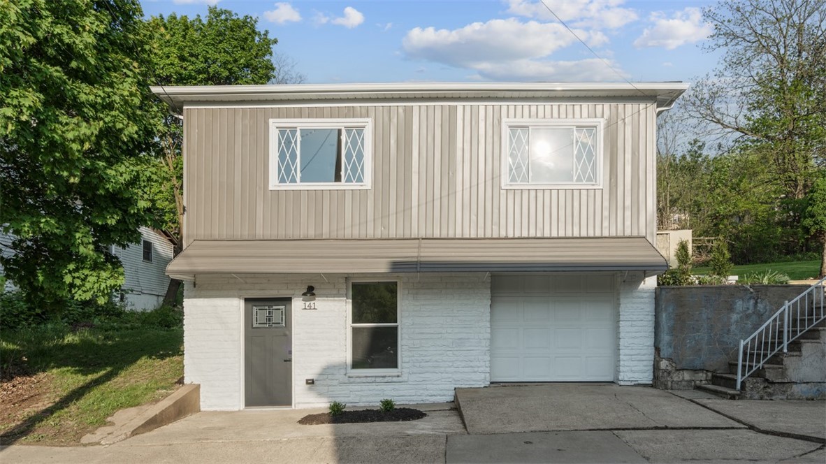 141 Center Avenue