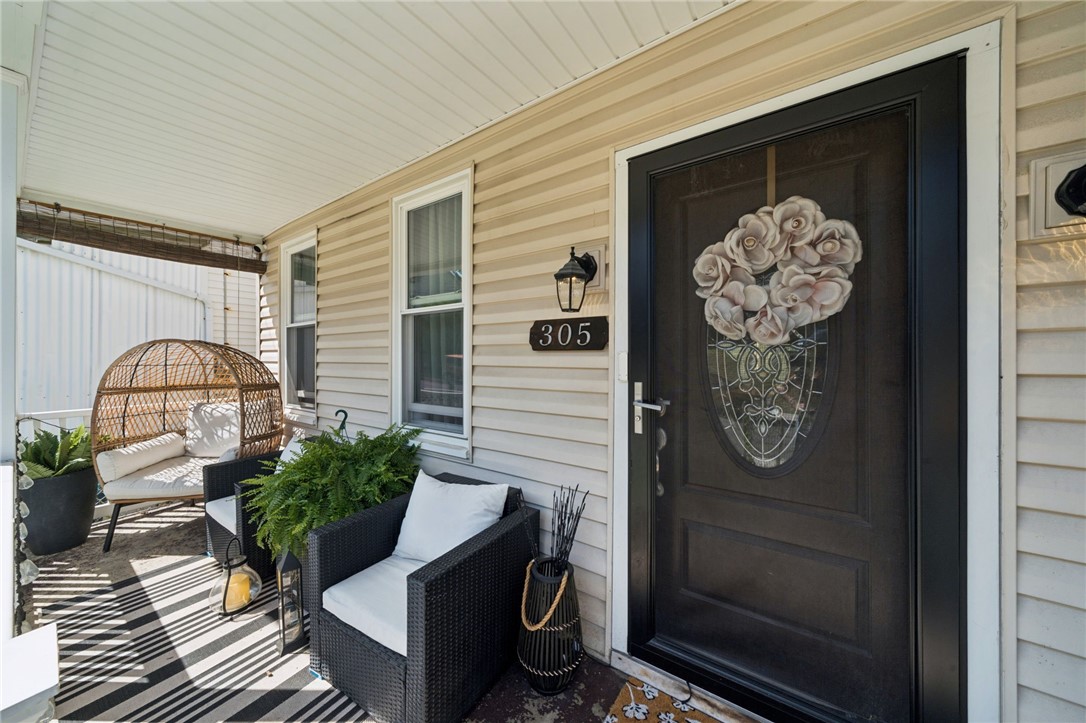 305 Onyx Ave