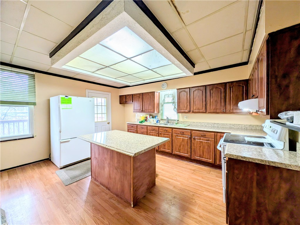222 N 5th St St, Jeannette, Pennsylvania image 4