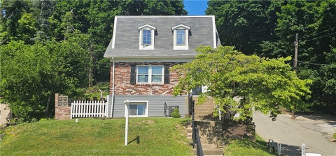 Photo of 509 Bascom Ave, Pittsburgh, PA 15212 (MLS # 1758391)