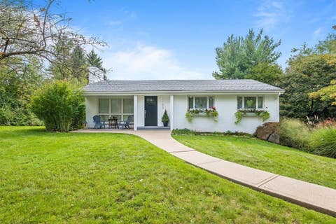 Photo for 103 Chapel Crest Terrace
