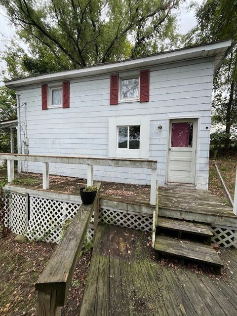 208 Huffman Street Waynsbrg/Frankln Twp PA 15370