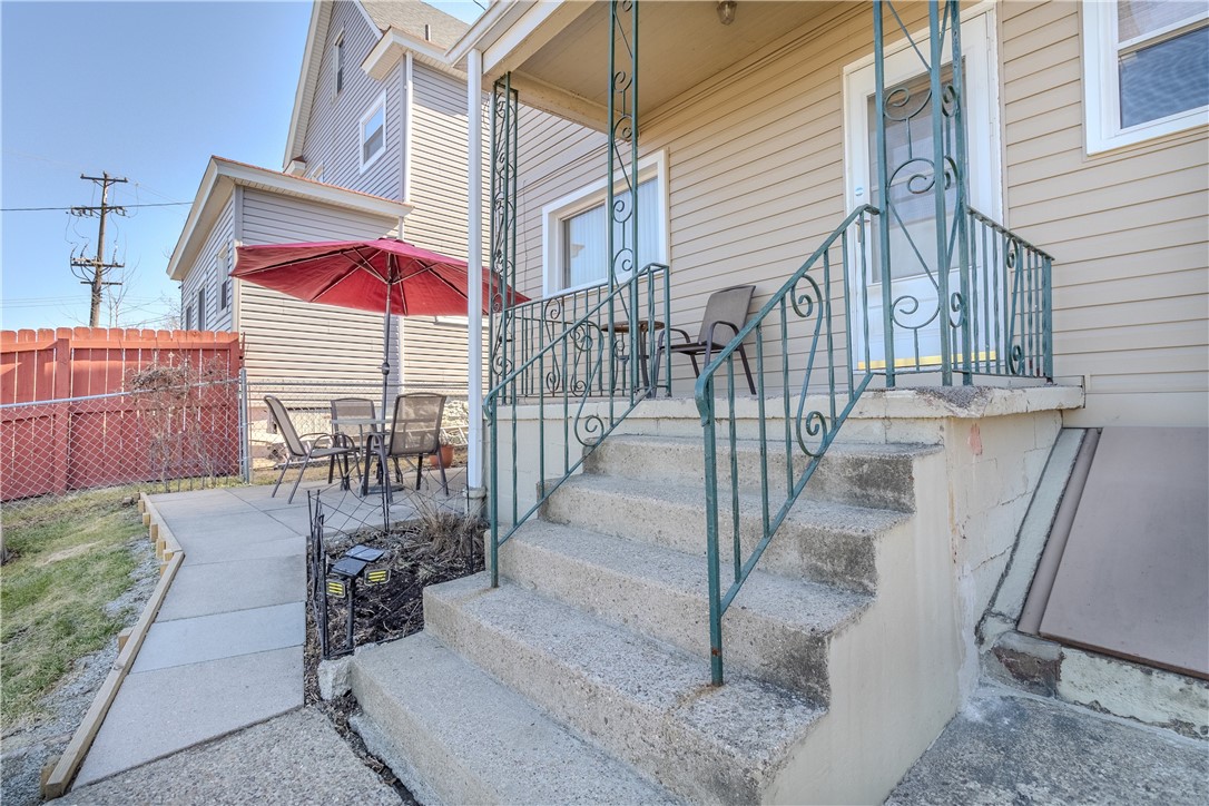 Wilmerding, Pennsylvania 15148, United States, 3 Bedrooms Bedrooms, ,2 BathroomsBathrooms,Residential,Contingent,91731