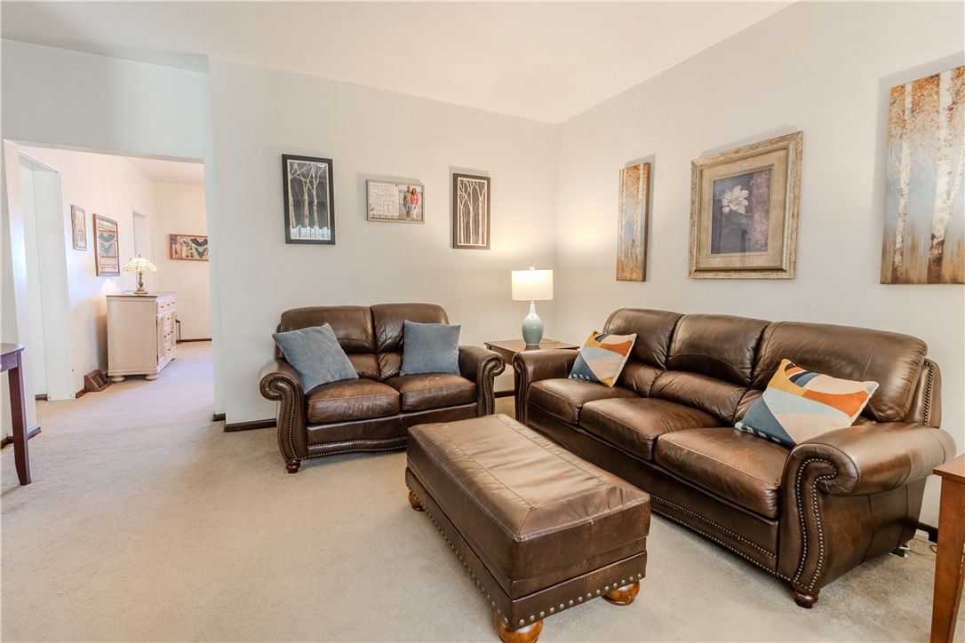 Wilmerding, Pennsylvania 15148, United States, 3 Bedrooms Bedrooms, ,2 BathroomsBathrooms,Residential,Contingent,91731