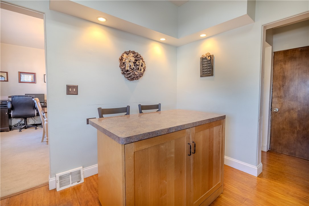 Wilmerding, Pennsylvania 15148, United States, 3 Bedrooms Bedrooms, ,2 BathroomsBathrooms,Residential,Contingent,91731