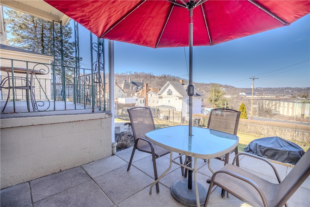 Wilmerding, Pennsylvania 15148, United States, 3 Bedrooms Bedrooms, ,2 BathroomsBathrooms,Residential,Contingent,91731