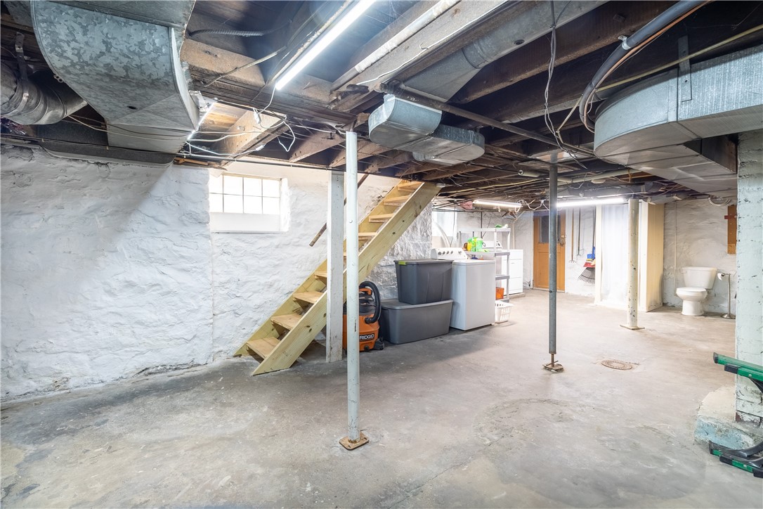 Wilmerding, Pennsylvania 15148, United States, 3 Bedrooms Bedrooms, ,2 BathroomsBathrooms,Residential,Contingent,91731