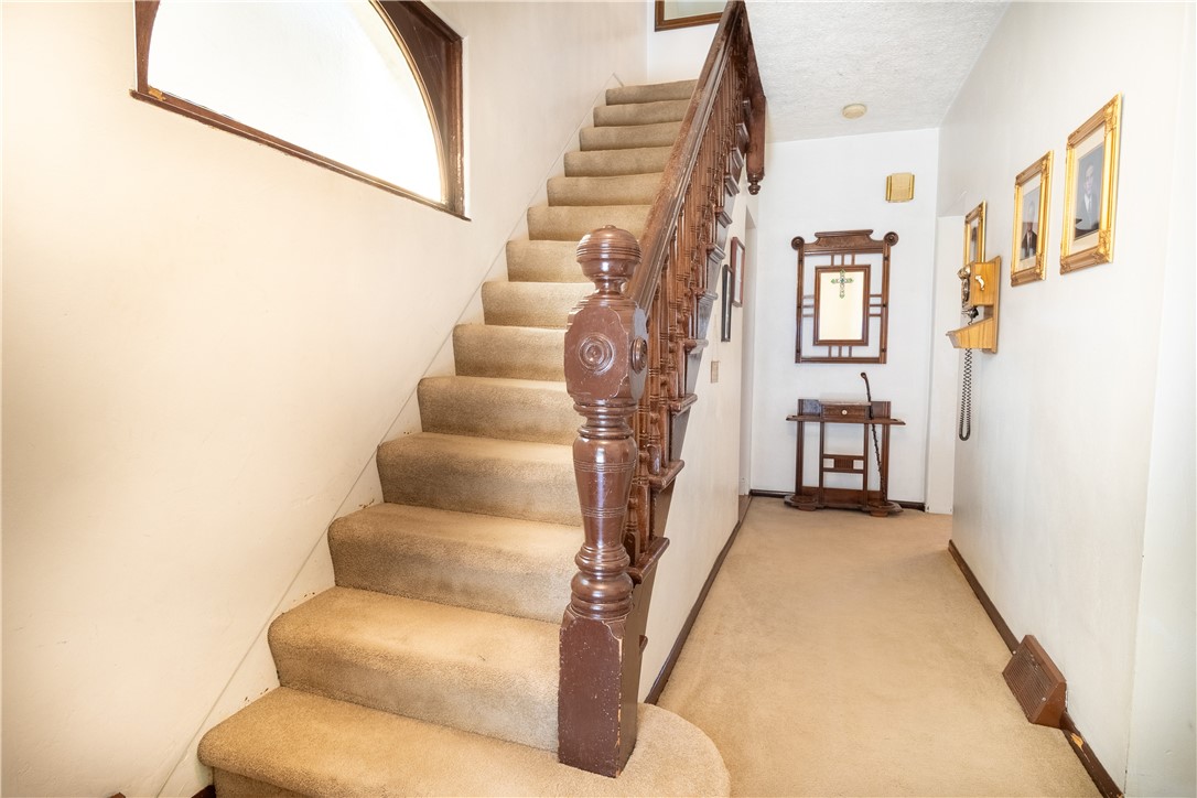 Wilmerding, Pennsylvania 15148, United States, 3 Bedrooms Bedrooms, ,2 BathroomsBathrooms,Residential,Contingent,91731