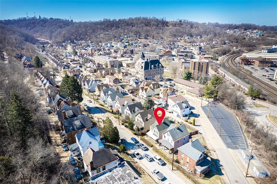 Wilmerding, Pennsylvania 15148, United States, 3 Bedrooms Bedrooms, ,2 BathroomsBathrooms,Residential,Contingent,91731