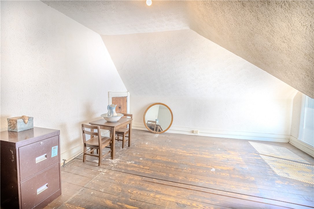 Wilmerding, Pennsylvania 15148, United States, 3 Bedrooms Bedrooms, ,2 BathroomsBathrooms,Residential,Contingent,91731