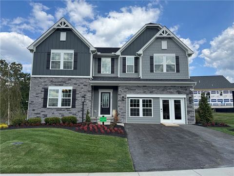 142 Victoria Dr Coraopolis PA 15108