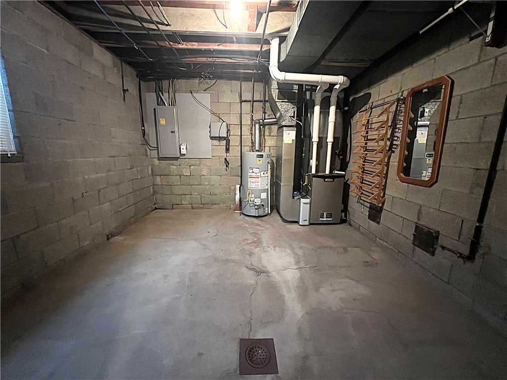 Whitehall, Pennsylvania 15236, United States, 3 Bedrooms Bedrooms, ,3 BathroomsBathrooms,Residential,Contingent,152064