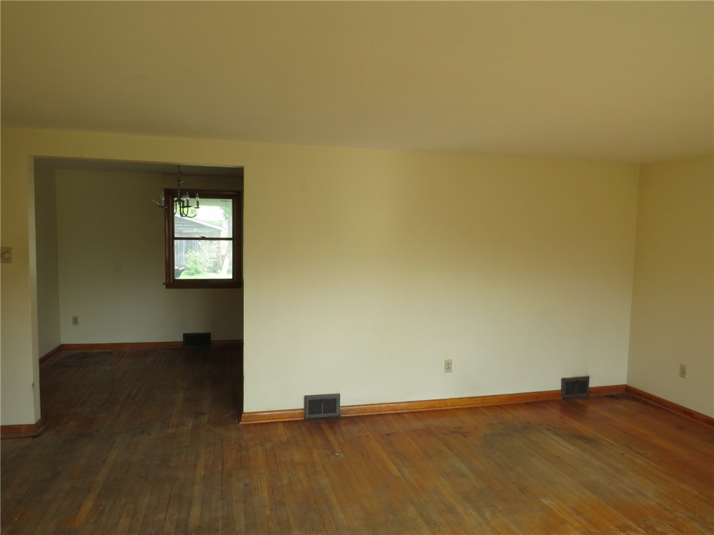 29 S 2nd St St, Youngwood, Pennsylvania image 9