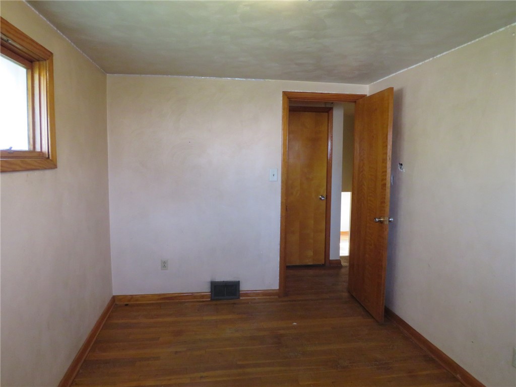 29 S 2nd St St, Youngwood, Pennsylvania image 19