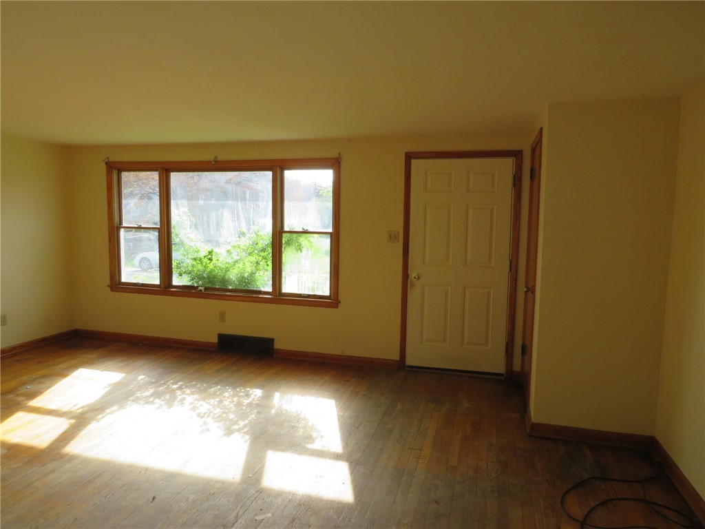 29 S 2nd St St, Youngwood, Pennsylvania image 11