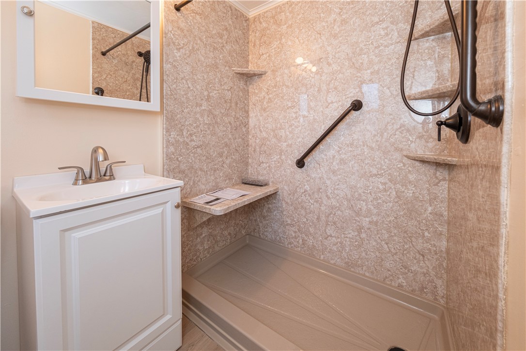 Braddock Hills, Pennsylvania 15221, United States, 3 Bedrooms Bedrooms, ,3 BathroomsBathrooms,Residential,Active,251152