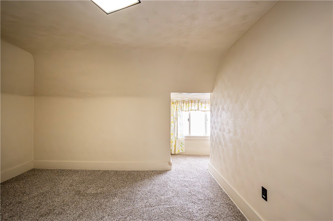 Greensburg, Pennsylvania 15601, United States, 3 Bedrooms Bedrooms, ,2 BathroomsBathrooms,Residential,Pending,17098