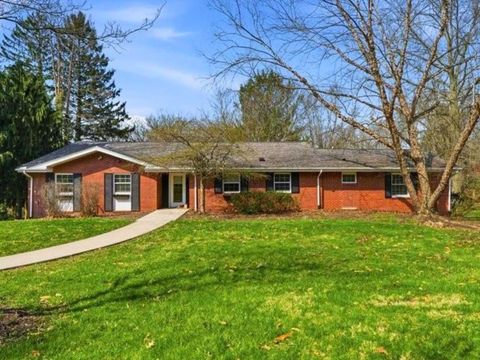 444 McElheny Rd. Shaler PA 15116