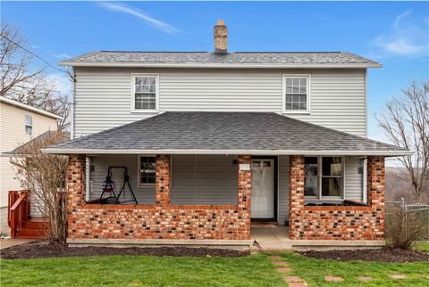 Photo of 418 Cardinal Dr, Canonsburg, PA 15317 (MLS # 1744969)