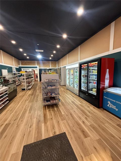 Photo of 912 7th St, New Kensington, PA 15068 (MLS # 1746424)