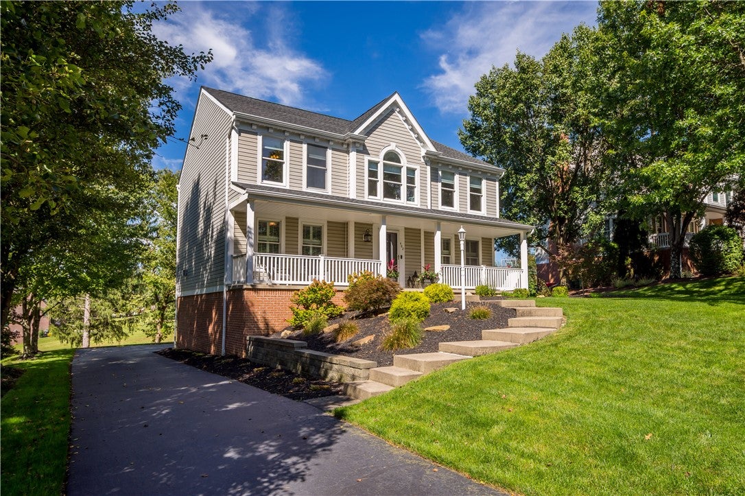 402 Pin Oak Drive