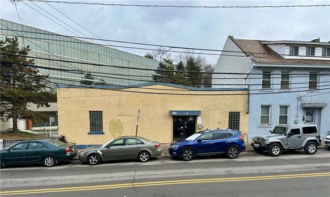 Photo of 331 S Bouquet St, Pittsburgh, PA 15213 (MLS # 1737770)