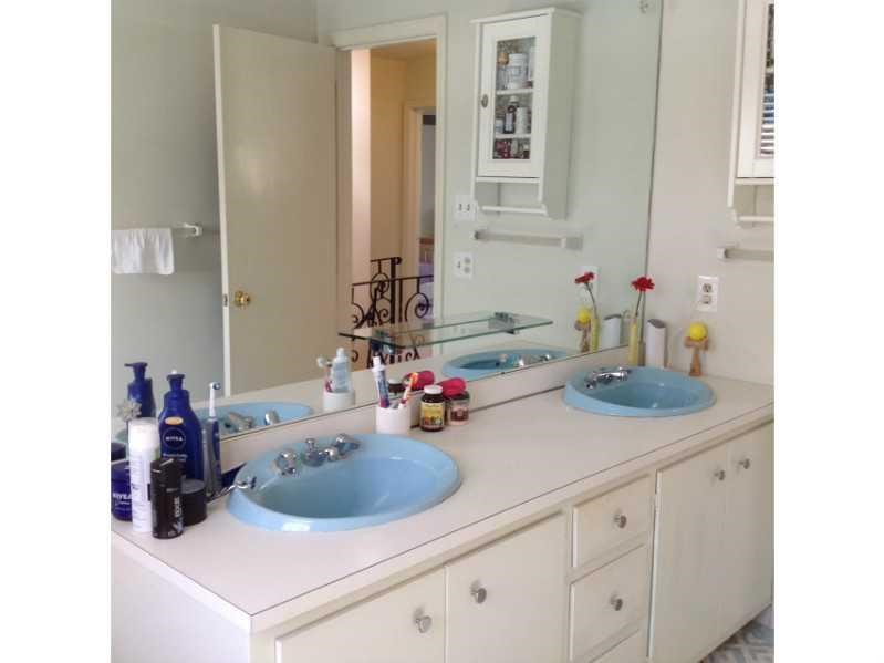 Point Breeze, Pennsylvania 15208, United States, 4 Bedrooms Bedrooms, ,3 BathroomsBathrooms,Residential,Active,126117