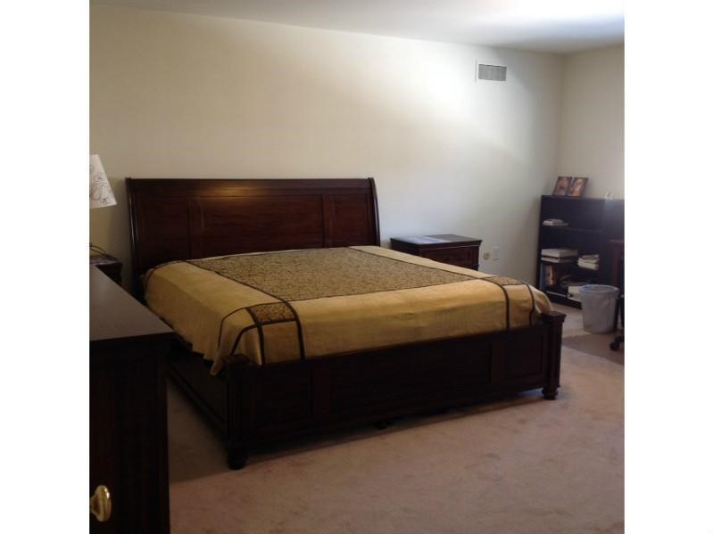 Point Breeze, Pennsylvania 15208, United States, 4 Bedrooms Bedrooms, ,3 BathroomsBathrooms,Residential,Active,126117