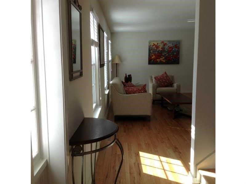 Point Breeze, Pennsylvania 15208, United States, 4 Bedrooms Bedrooms, ,3 BathroomsBathrooms,Residential,Active,126117