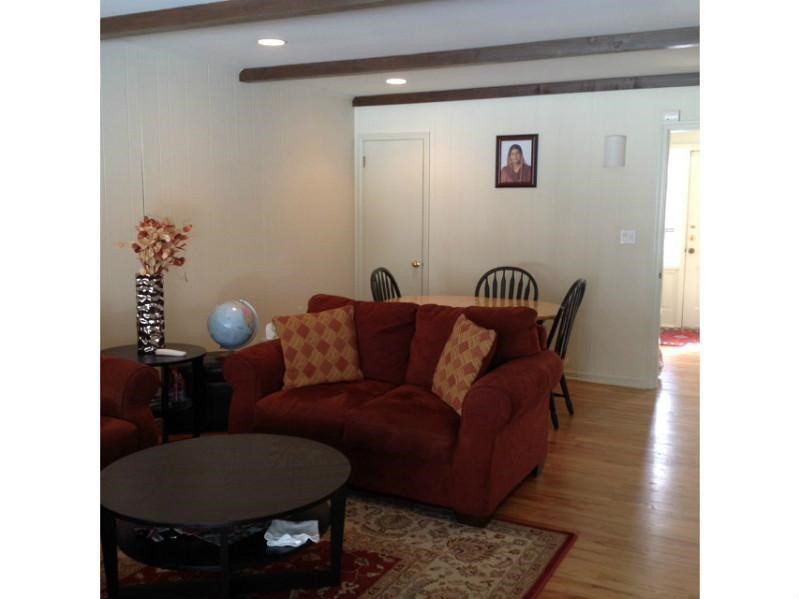 Point Breeze, Pennsylvania 15208, United States, 4 Bedrooms Bedrooms, ,3 BathroomsBathrooms,Residential,Active,126117
