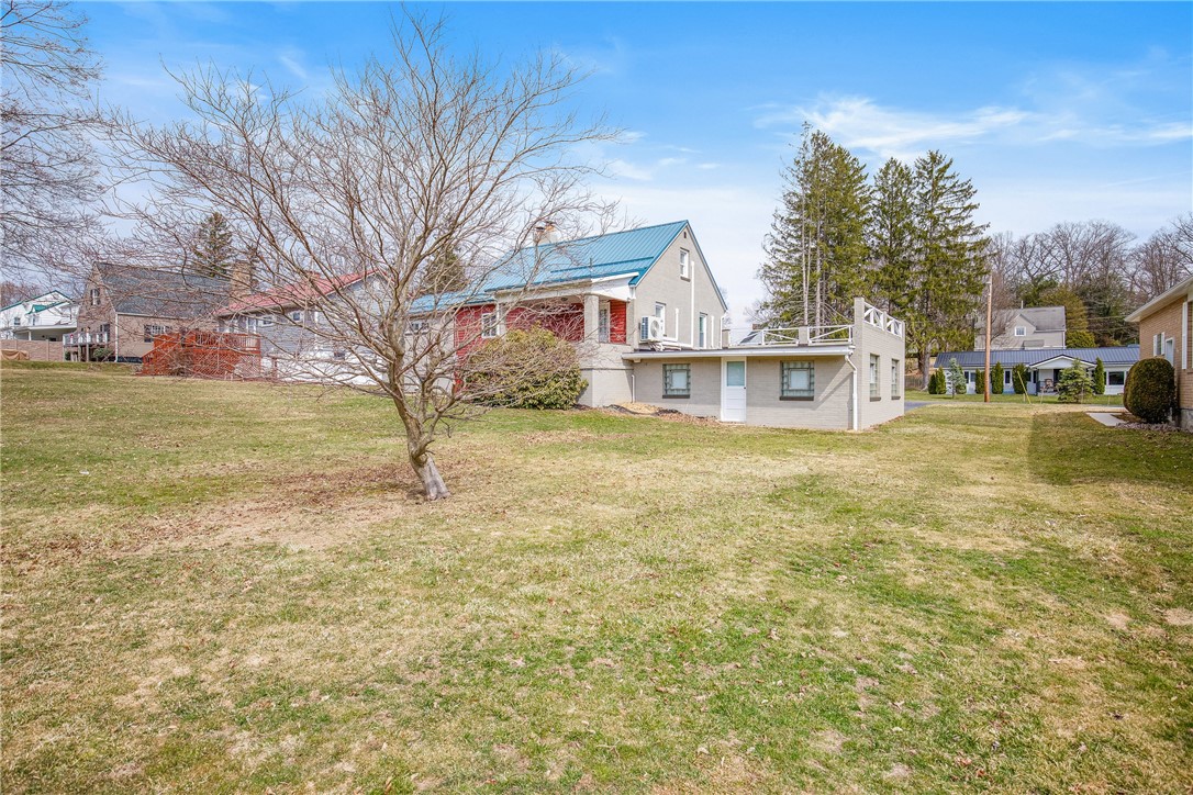 Westmont Hilltop School District, Pennsylvania 15905, United States, 3 Bedrooms Bedrooms, ,3 BathroomsBathrooms,Residential,Active,89369