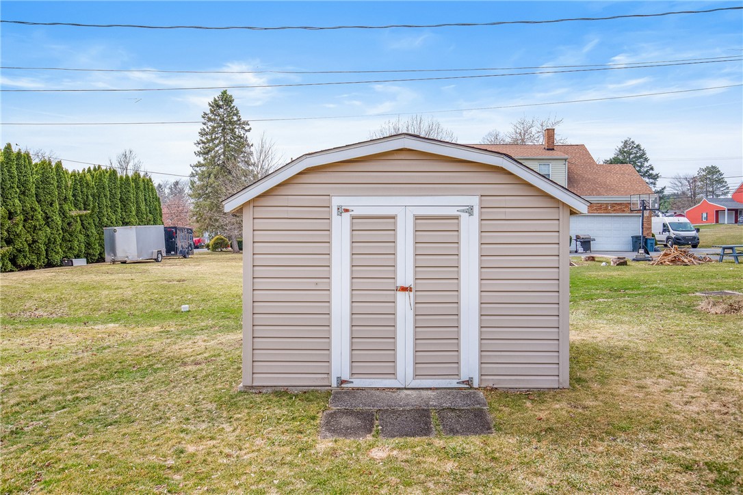 Westmont Hilltop School District, Pennsylvania 15905, United States, 3 Bedrooms Bedrooms, ,3 BathroomsBathrooms,Residential,Active,89369