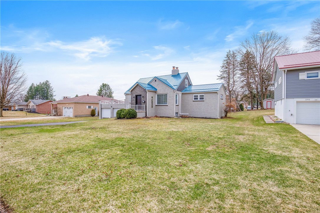 Westmont Hilltop School District, Pennsylvania 15905, United States, 3 Bedrooms Bedrooms, ,3 BathroomsBathrooms,Residential,Active,89369