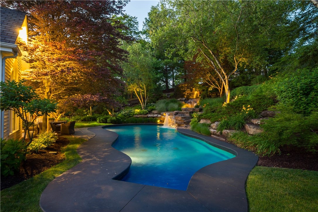 128 Mount Blaine Dr