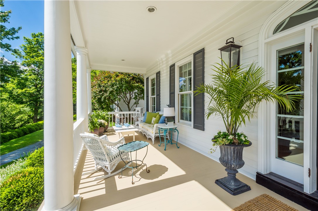 128 Mount Blaine Dr
