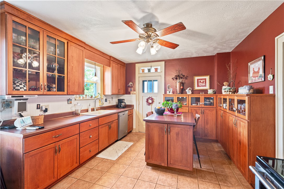 425 Rose Avenue Ave, Clairton, Pennsylvania image 6