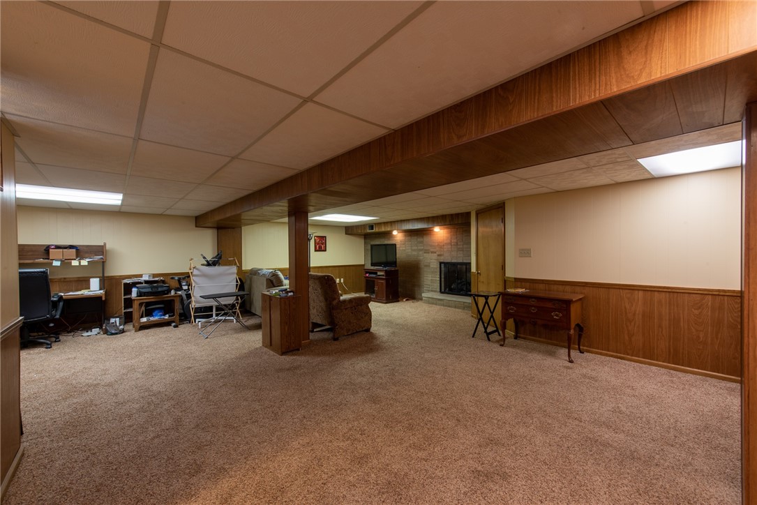 Allegheny Twp, Pennsylvania 15656, United States, 3 Bedrooms Bedrooms, ,2 BathroomsBathrooms,Residential,Active,233830