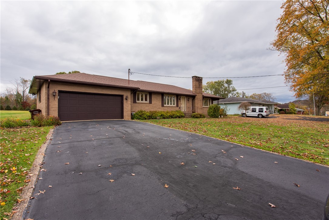 Allegheny Twp, Pennsylvania 15656, United States, 3 Bedrooms Bedrooms, ,2 BathroomsBathrooms,Residential,Active,233830