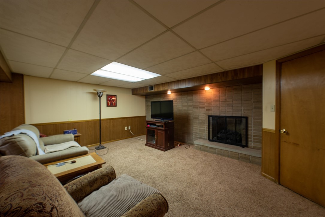 Allegheny Twp, Pennsylvania 15656, United States, 3 Bedrooms Bedrooms, ,2 BathroomsBathrooms,Residential,Active,233830