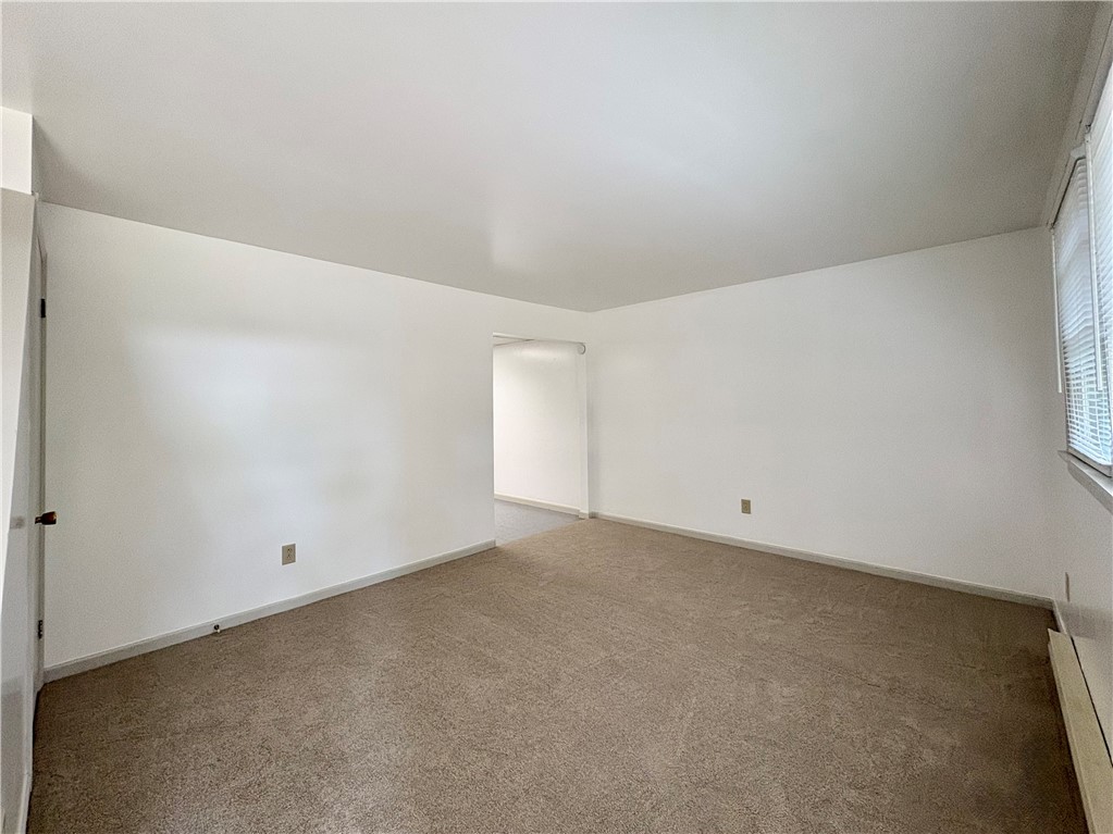 Ohioville, Pennsylvania 15059, United States, 2 Bedrooms Bedrooms, ,1 BathroomBathrooms,Residential,Active,202598