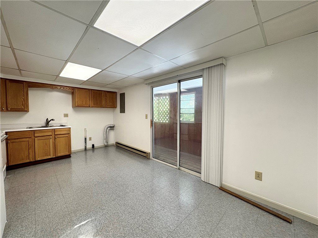 Ohioville, Pennsylvania 15059, United States, 2 Bedrooms Bedrooms, ,1 BathroomBathrooms,Residential,Active,202598